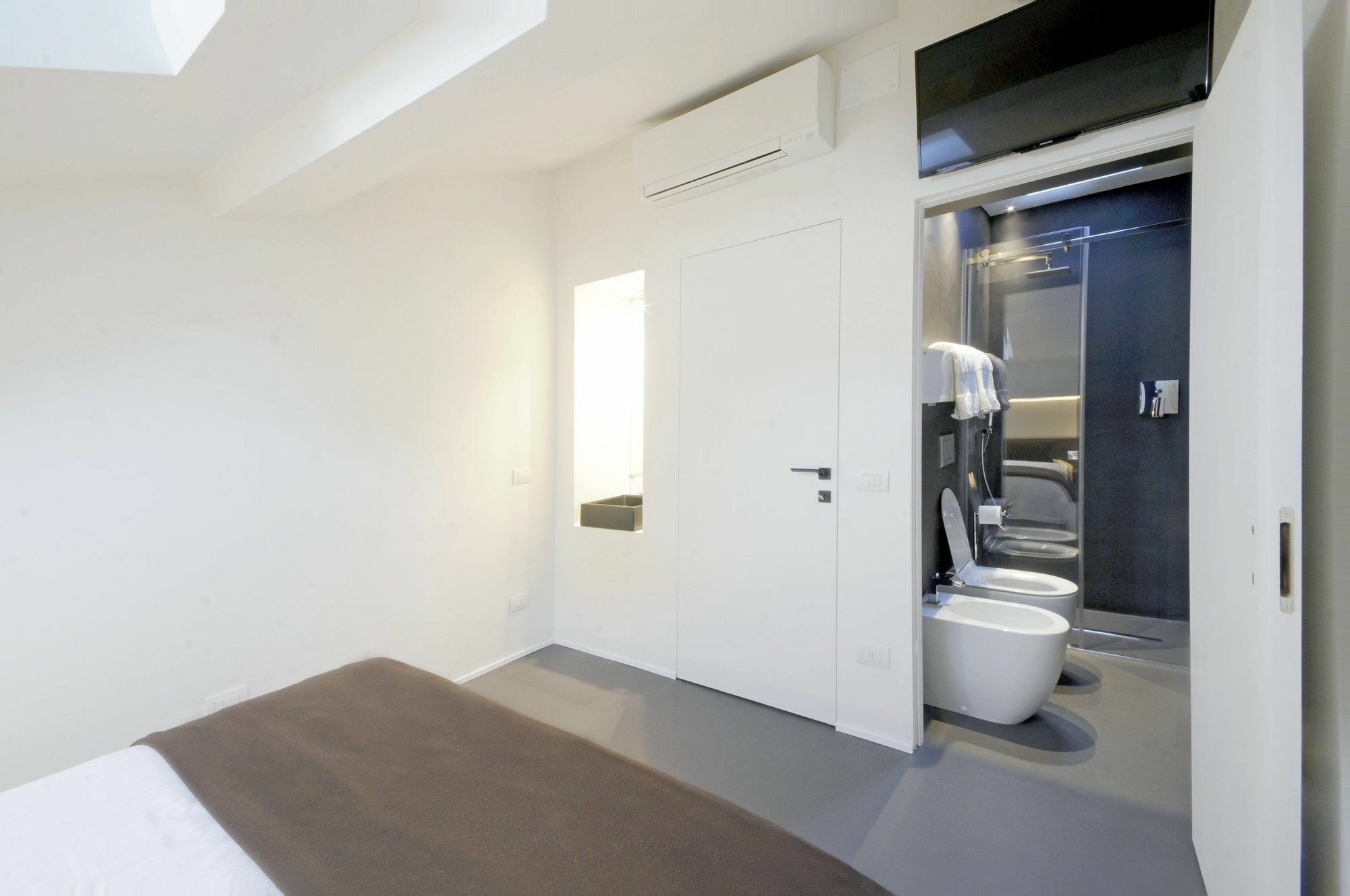 Emilia Suite Design Módena Exterior foto